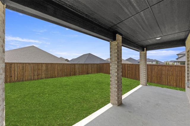 304 Community Drive, Lavon, TX 75166