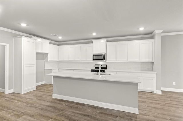 304 Community Drive, Lavon, TX 75166