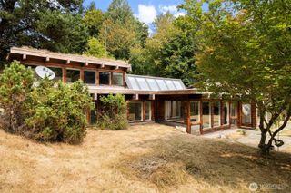 7802 W Shore Drive, Anacortes, WA 98221