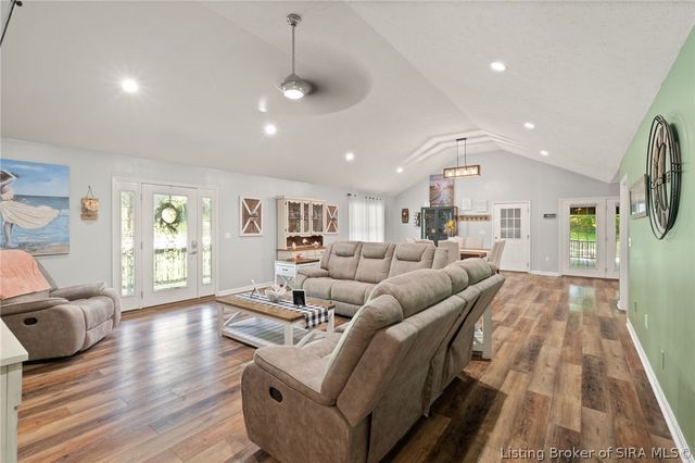 12205 Bailey Hill Road, Charlestown, IN 47111