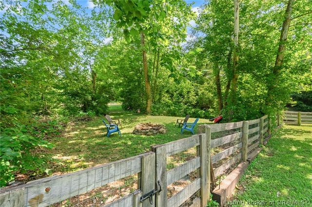 12205 Bailey Hill Road, Charlestown, IN 47111