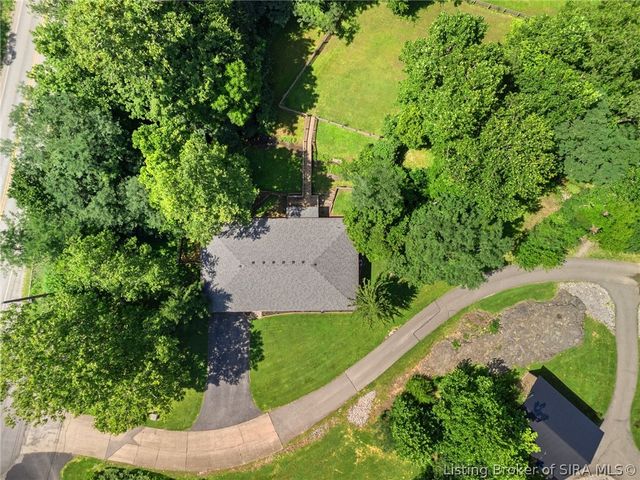 12205 Bailey Hill Road, Charlestown, IN 47111