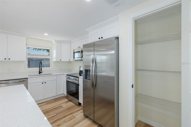 11611 NEWELL DRIVE, Port Richey, FL 34668