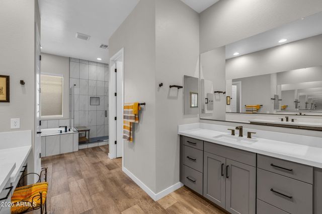 18540 W COLTER Street, Litchfield Park, AZ 85340