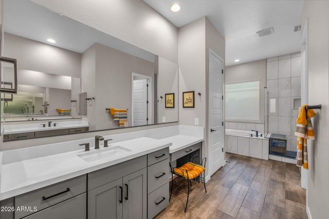 18540 W COLTER Street, Litchfield Park, AZ 85340