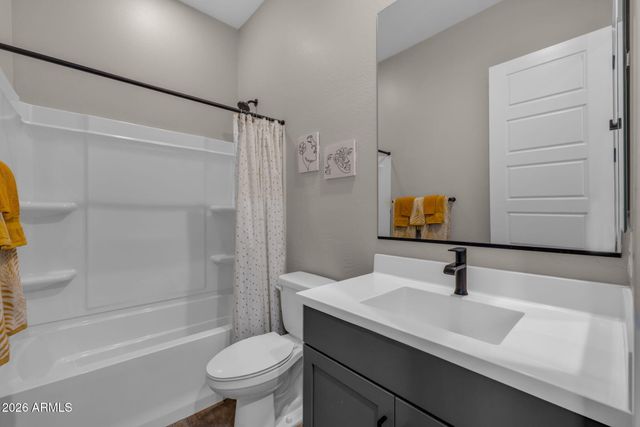 18540 W COLTER Street, Litchfield Park, AZ 85340