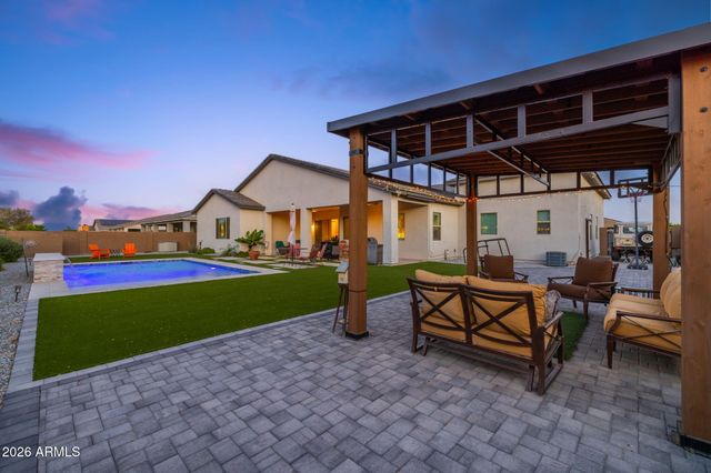 18540 W COLTER Street, Litchfield Park, AZ 85340