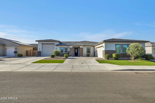 18540 W COLTER Street, Litchfield Park, AZ 85340
