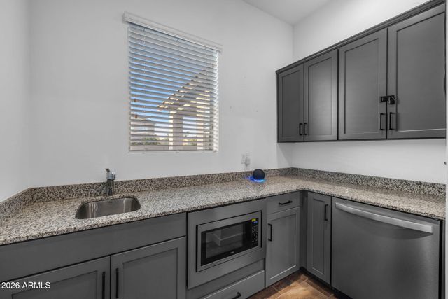 18540 W COLTER Street, Litchfield Park, AZ 85340