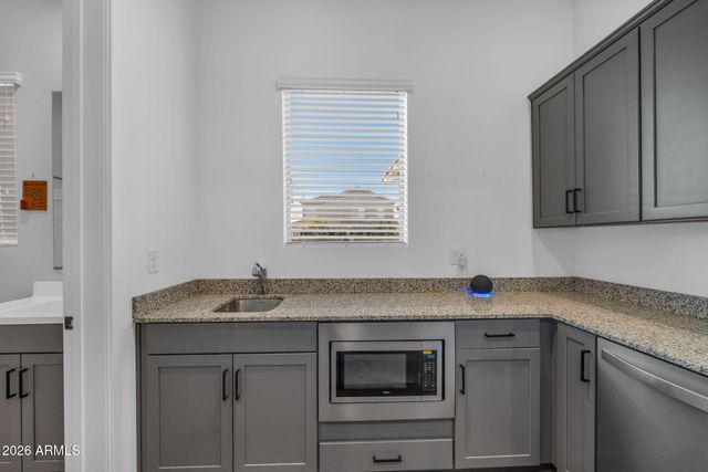 18540 W COLTER Street, Litchfield Park, AZ 85340