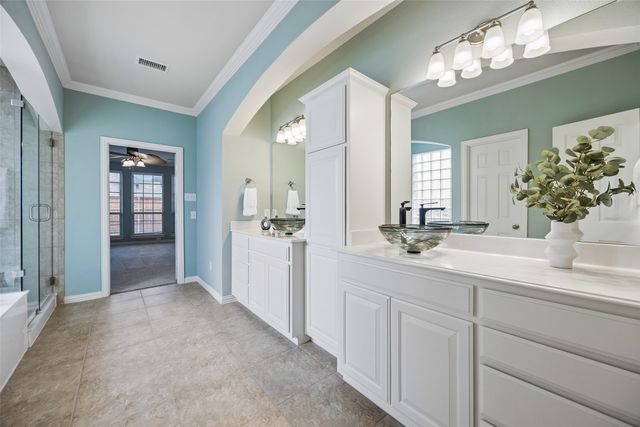 7001 Handen Drive, Rowlett, TX 75089