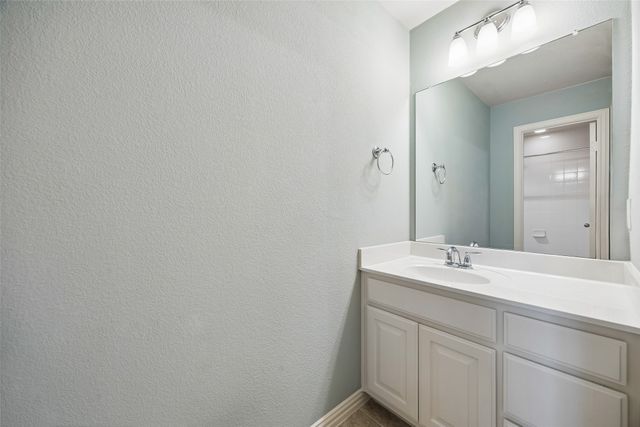 7001 Handen Drive, Rowlett, TX 75089