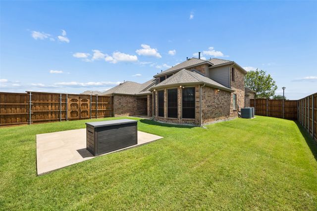 7001 Handen Drive, Rowlett, TX 75089