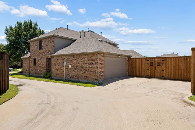 7001 Handen Drive, Rowlett, TX 75089