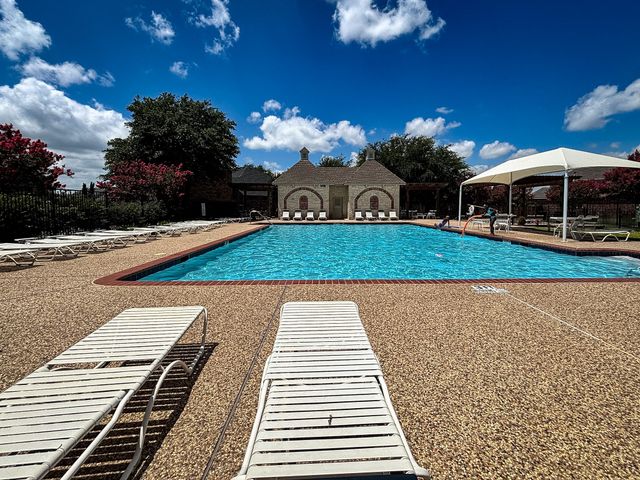 7001 Handen Drive, Rowlett, TX 75089