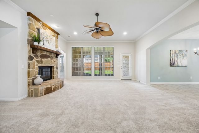 7001 Handen Drive, Rowlett, TX 75089