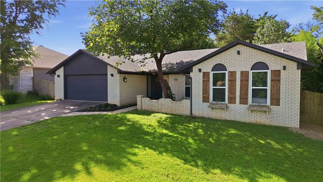 2741 E Ferguson Avenue, Fayetteville, AR 72703