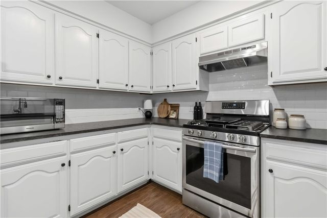 2741 E Ferguson Avenue, Fayetteville, AR 72703