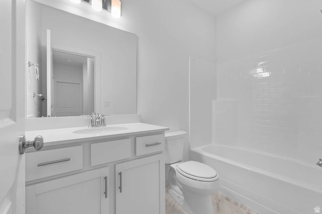 8205 W SENTINEL PEAK DR, Magna, UT 84044