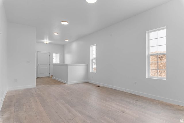 8205 W SENTINEL PEAK DR, Magna, UT 84044