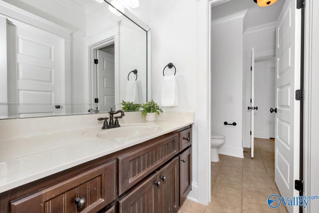 31 W Lake Forest Blvd, Huntsville, AL 35824