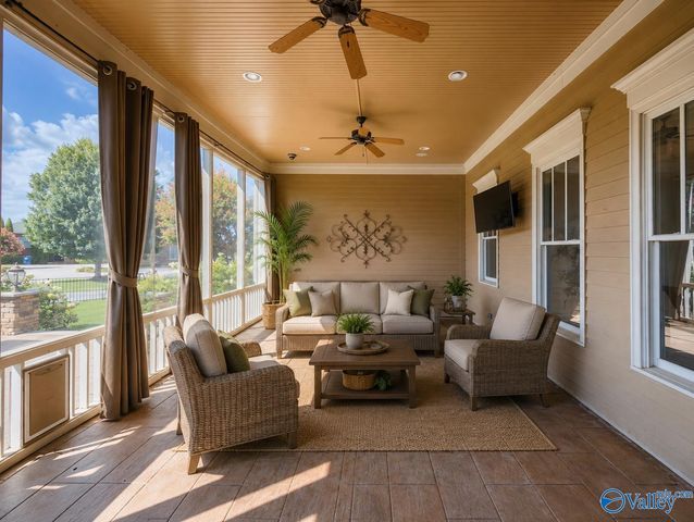 31 W Lake Forest Blvd, Huntsville, AL 35824