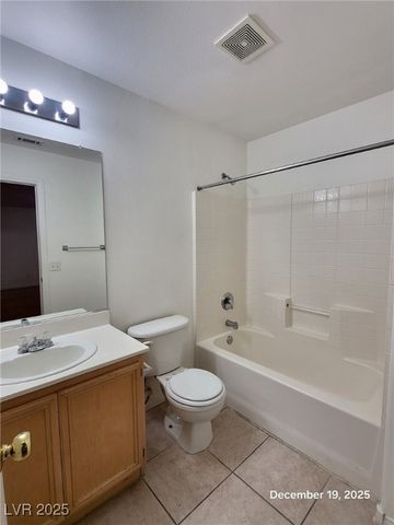 9965 Mardagen Street, Las Vegas, NV 89183