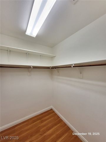 9965 Mardagen Street, Las Vegas, NV 89183