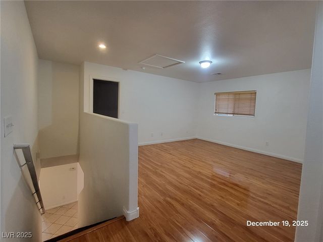 9965 Mardagen Street, Las Vegas, NV 89183