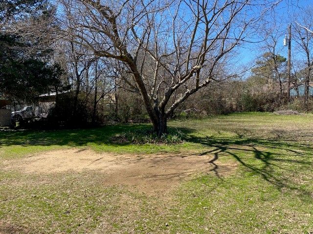 180 Highland Village Road, Highland Village, TX 75077