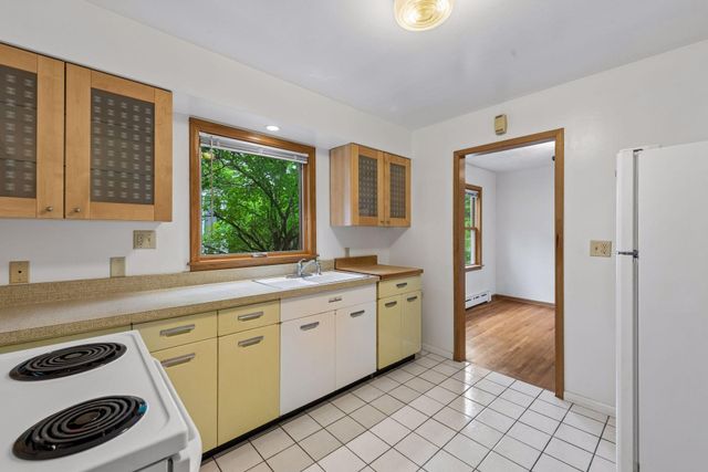 45 Albert Street S 4, Saint Paul, MN 55105