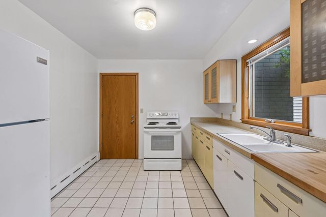 45 Albert Street S 4, Saint Paul, MN 55105