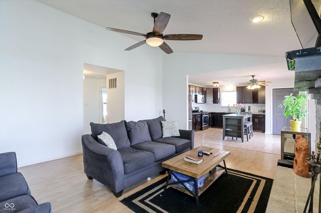 5773 Saint Simons Drive, Indianapolis, IN 46237