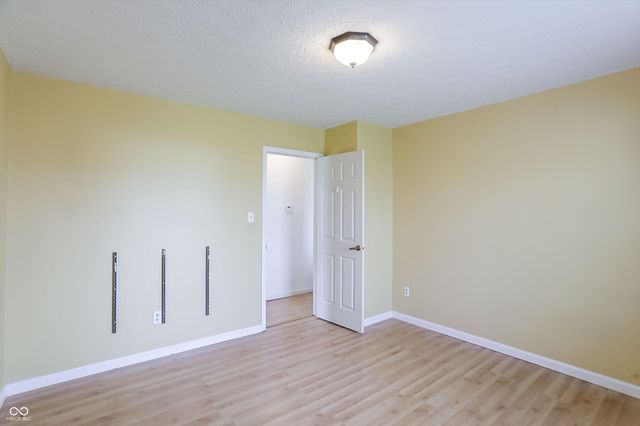 5773 Saint Simons Drive, Indianapolis, IN 46237