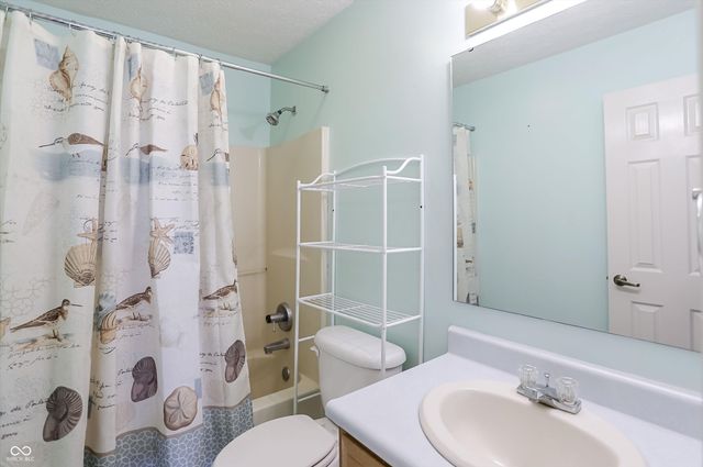 5773 Saint Simons Drive, Indianapolis, IN 46237