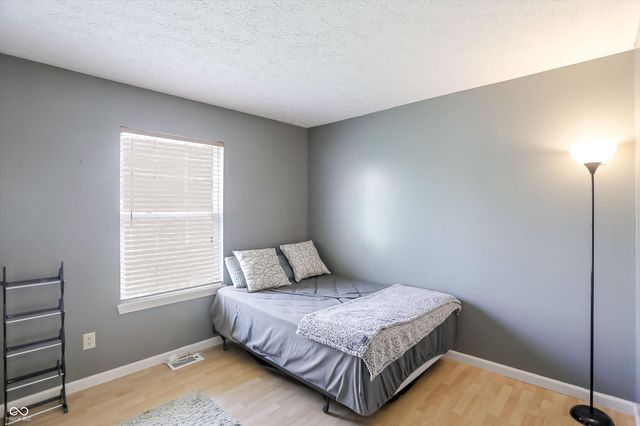 5773 Saint Simons Drive, Indianapolis, IN 46237