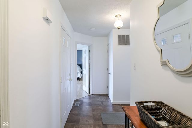 5773 Saint Simons Drive, Indianapolis, IN 46237