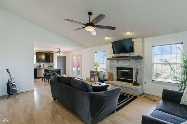 5773 Saint Simons Drive, Indianapolis, IN 46237