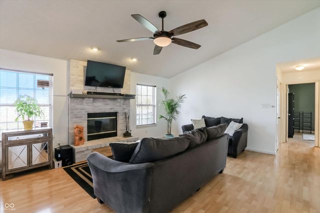 5773 Saint Simons Drive, Indianapolis, IN 46237