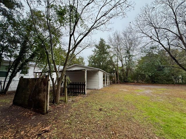 6 Thomas Drive, Sumter, SC 29150