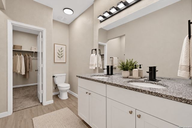 9056 NAVARRO VIS, Seguin, TX 78155