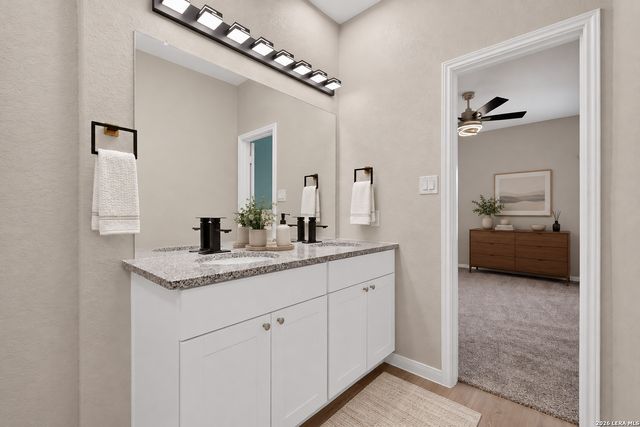 9056 NAVARRO VIS, Seguin, TX 78155