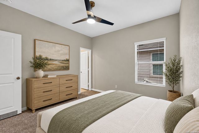 9056 NAVARRO VIS, Seguin, TX 78155