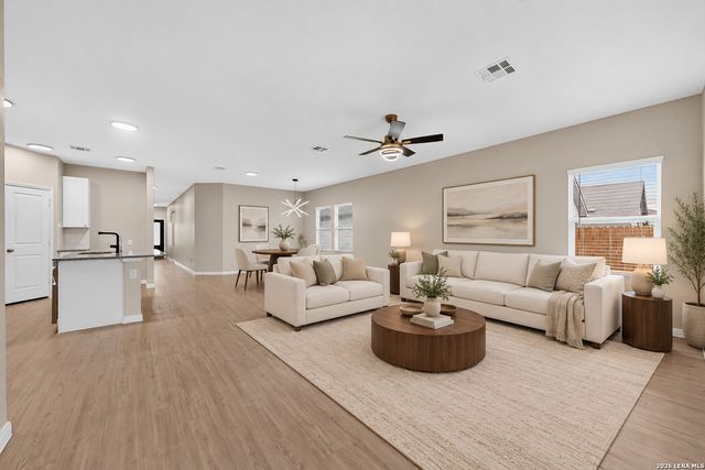 9056 NAVARRO VIS, Seguin, TX 78155