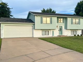 6435 E 32nd Ct N, Wichita, KS 67226
