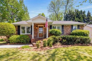 1041 STANDARD NE Drive, Brookhaven, GA 30319