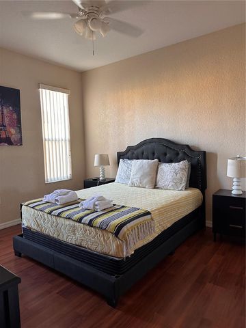 141 LA MIRAGE STREET, Davenport, FL 33897