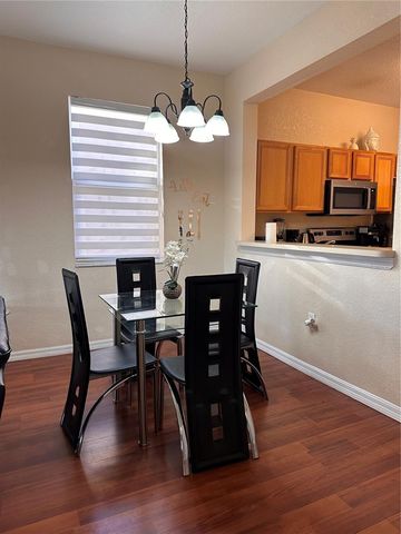 141 LA MIRAGE STREET, Davenport, FL 33897