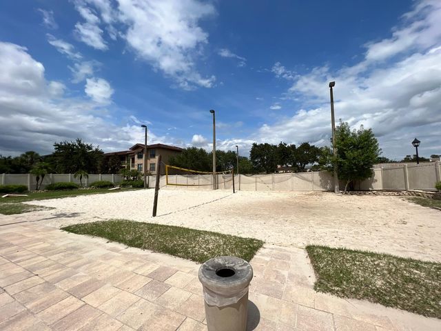 141 LA MIRAGE STREET, Davenport, FL 33897