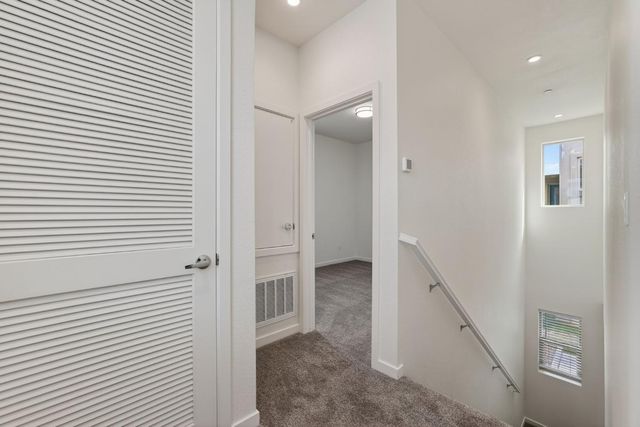 191 Log Pond Ln, Sacramento, CA 95818